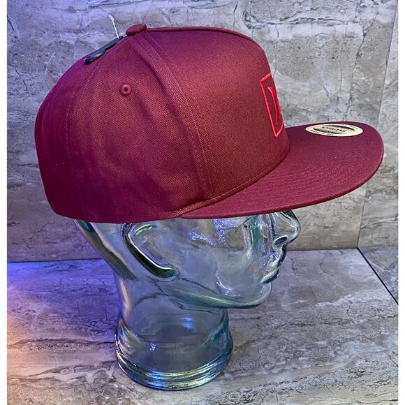 Hurley Men's Outline Icon Burgundy Snapback Hat Flat Bill Logo Cap - Picture 4 of 8